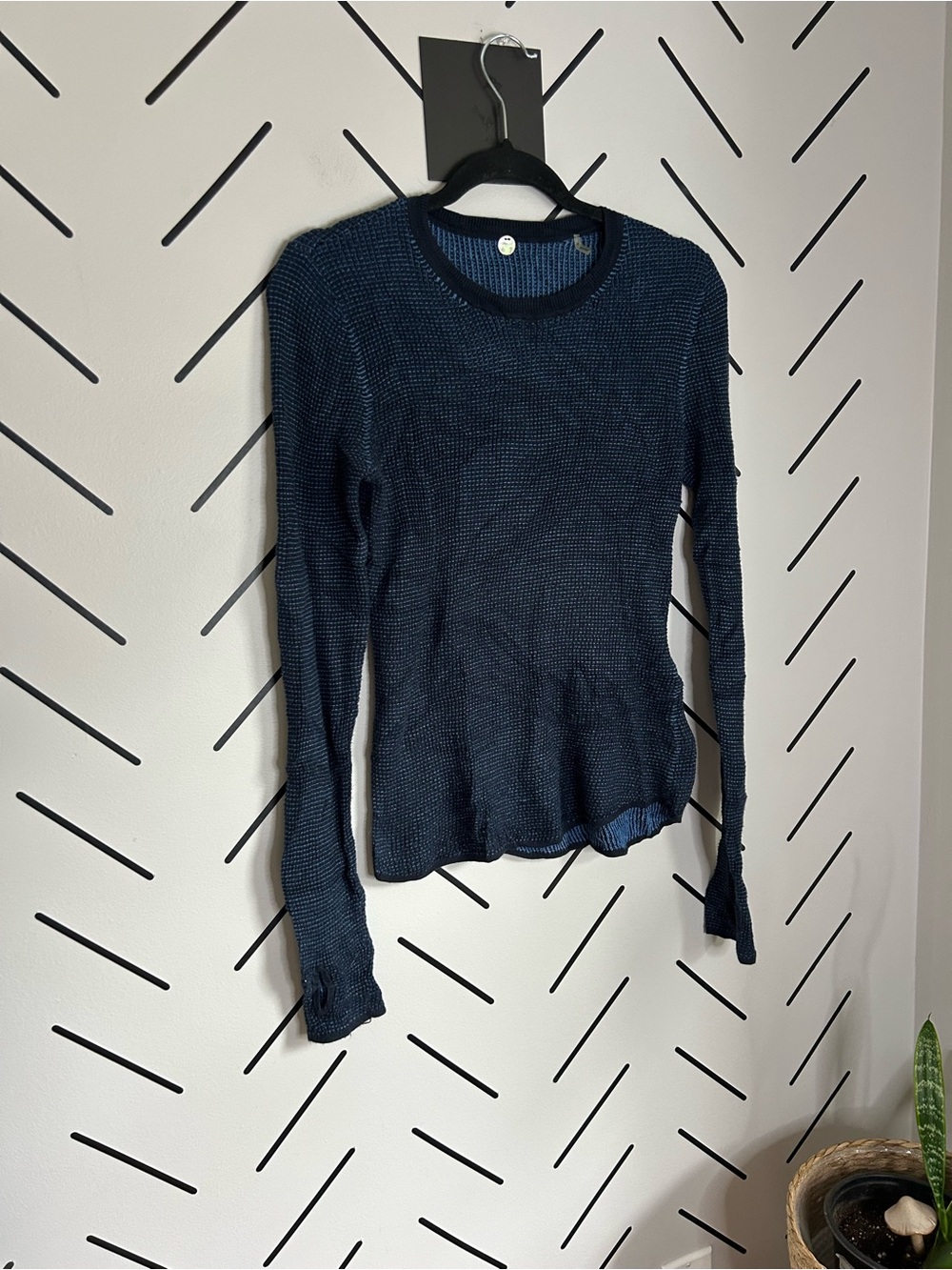 Margaret O’Leary blue waffle knit long sleeve sweater top